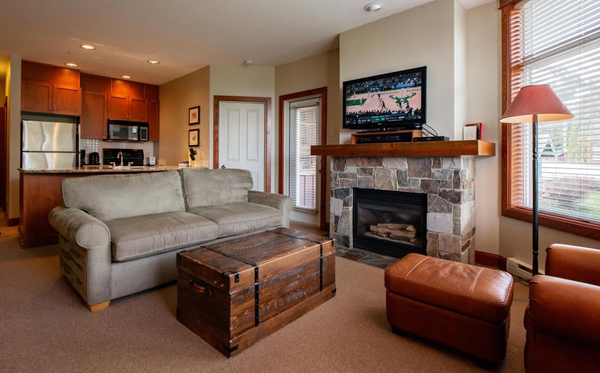 Timberline By Fantasticstay Fernie Room photo